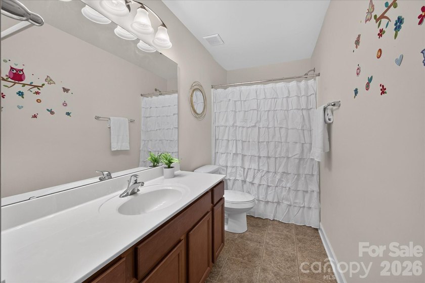 Designed with both elegant entertaining and everyday comfort in - photo 36