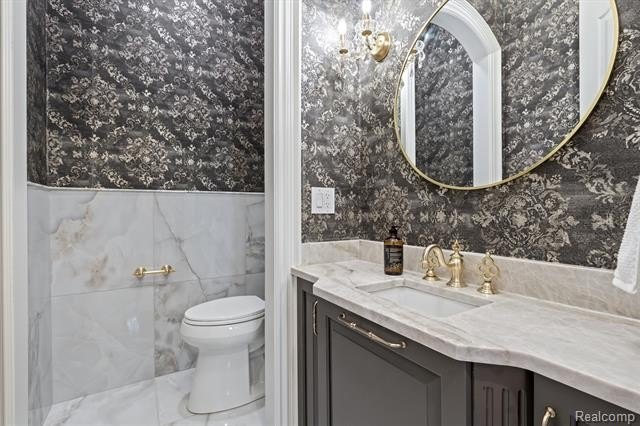 NEW CONSTRUCTION. Experience elevated luxury living in this - photo 39