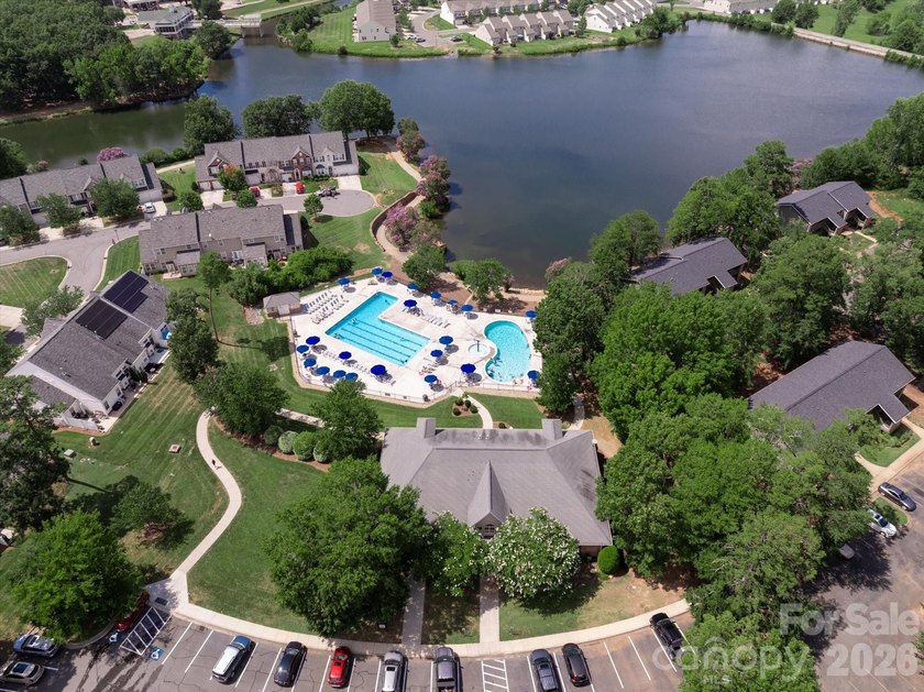 Designed with both elegant entertaining and everyday comfort in - photo 43