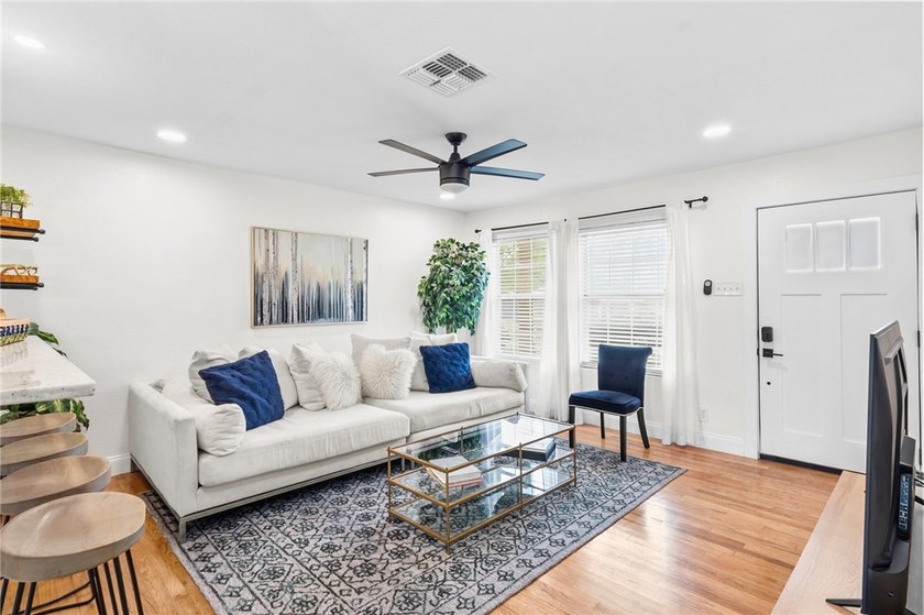 Move-in ready, fully furnished, and packed with opportunity this - photo 5