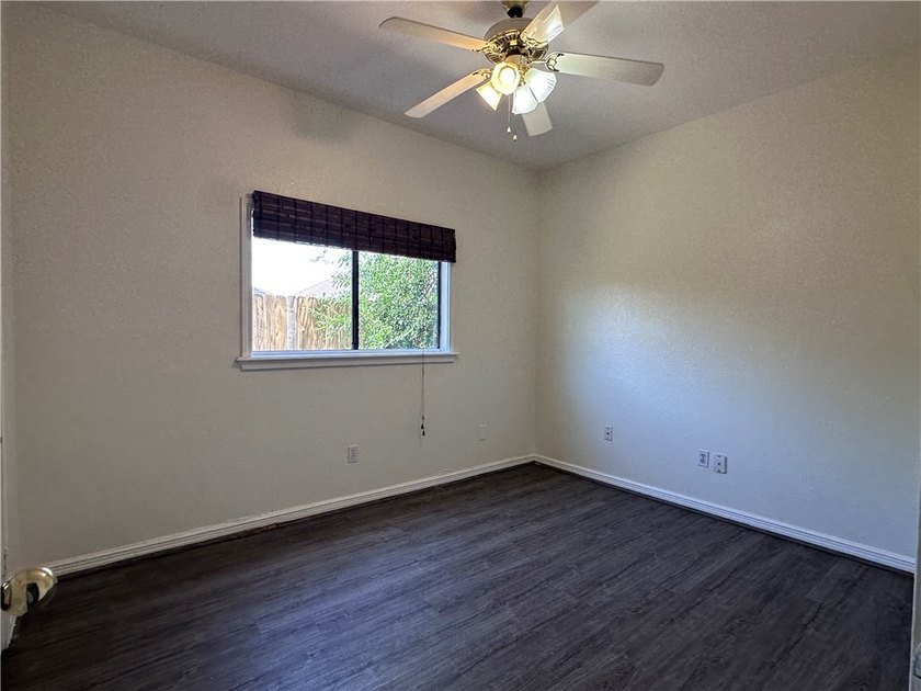 Great investment property. Two story home with a lot of - photo 8
