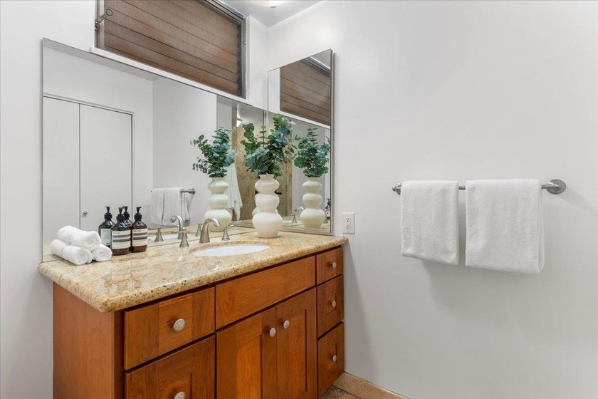Welcome to Wailea Elua unit #708 - a hotel zoned, stunning - photo 38