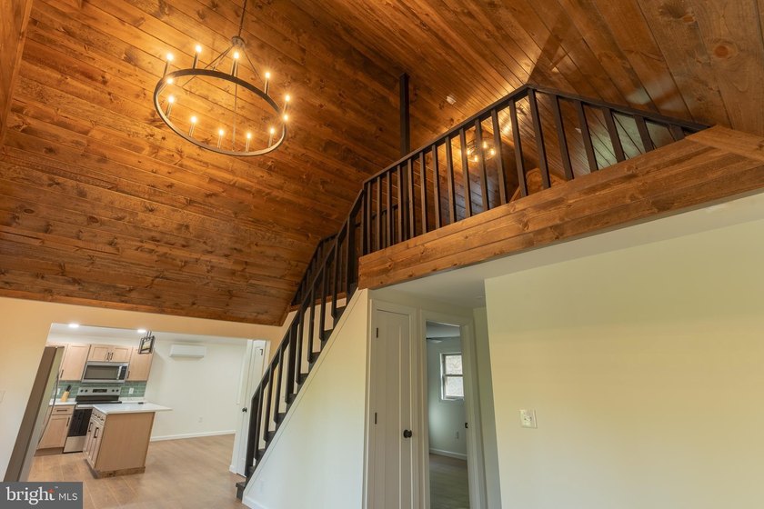Stunning modern chalet in a private mountain lake community! - photo 48