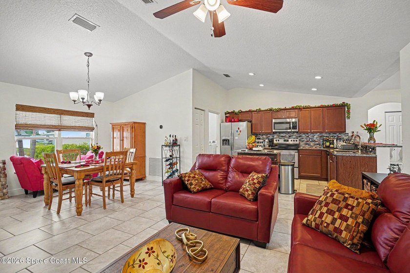 Built in 2018 and meticulously maintained home offers - photo 7