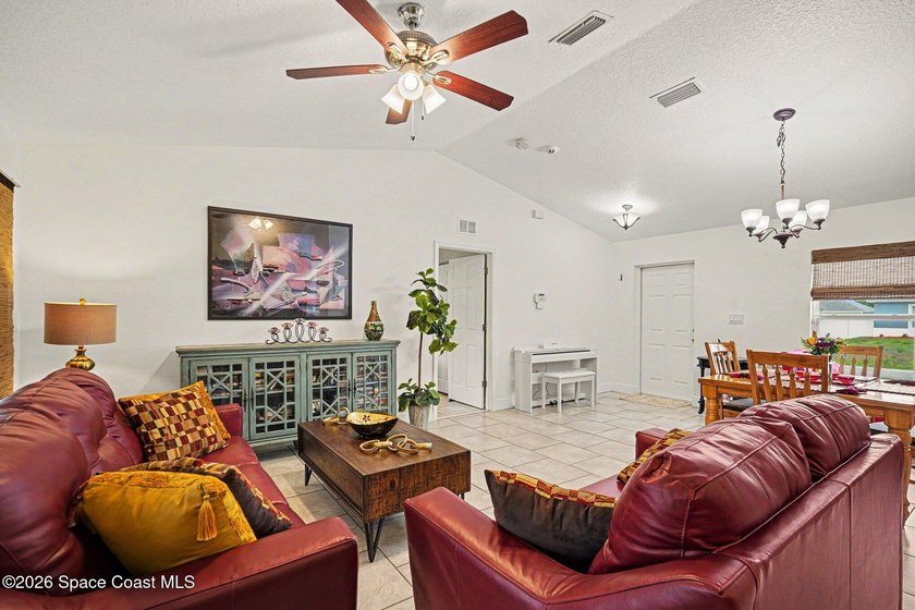 Built in 2018 and meticulously maintained home offers - photo 8