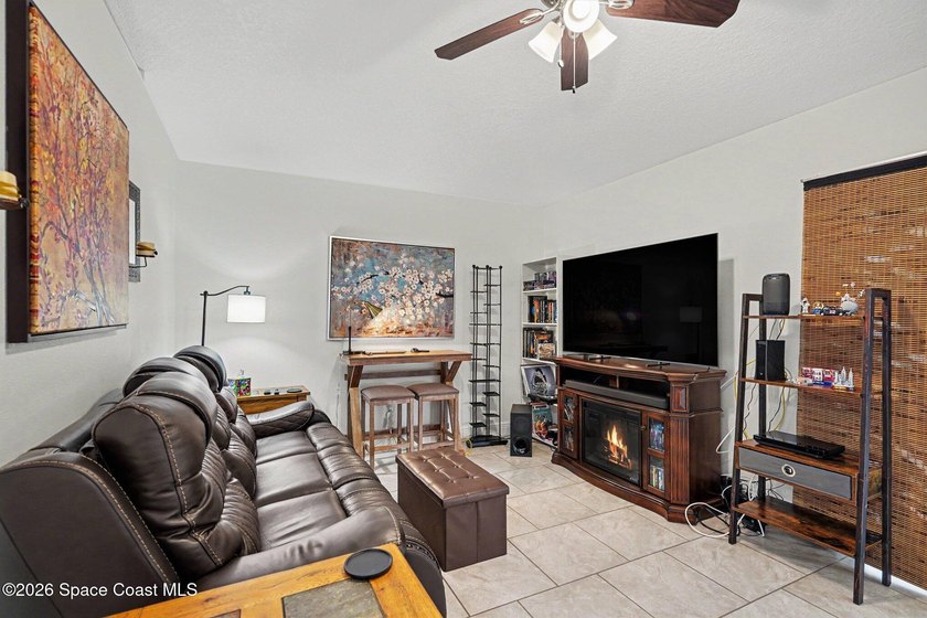 Built in 2018 and meticulously maintained home offers - photo 10