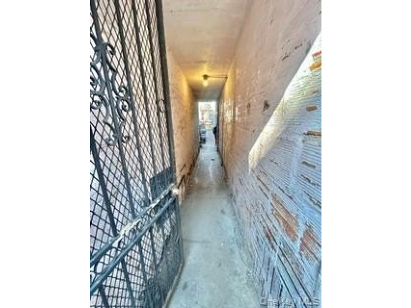 Calling All Investors, Developers &amp; End-Users!!! 12.75 Cap 22 - photo 2
