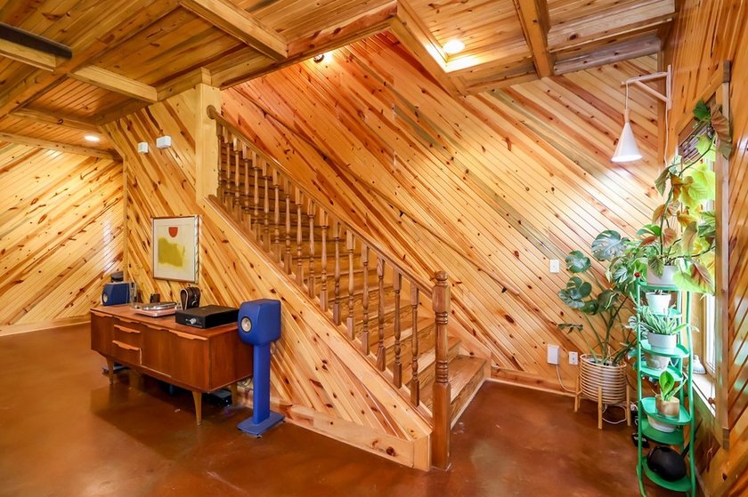 Exceptional opportunity to own a private 66 acre estate just - photo 13