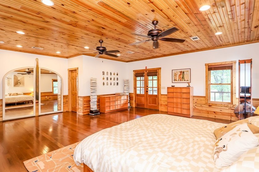 Exceptional opportunity to own a private 66 acre estate just - photo 19
