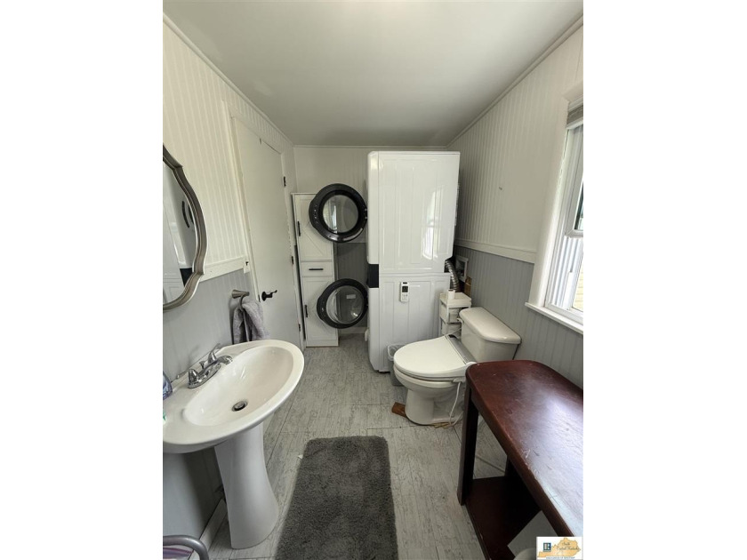Price reduced! Don't miss this great place in one of the most - photo 34