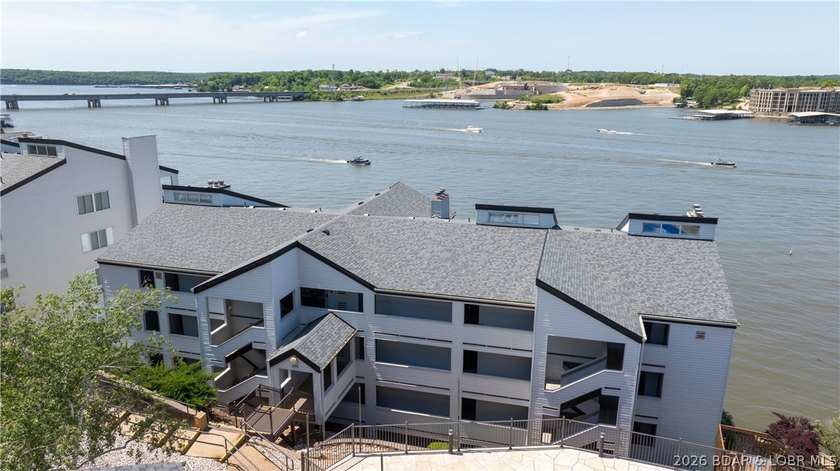 Discover the perfect blend of comfort, convenience &amp; lake - photo 25