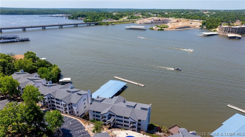 Discover the perfect blend of comfort, convenience &amp; lake - photo 27