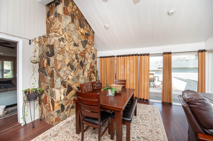 MOTIVATED SELLERS! Welcome to lakefront living at its finest on - photo 11