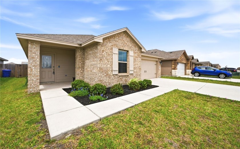 Welcome to 2709 Excelsior Blvd., a beautifully maintained - photo 2