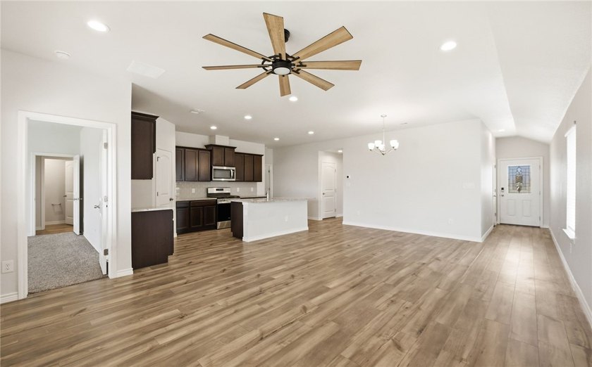 Welcome to 2709 Excelsior Blvd., a beautifully maintained - photo 8