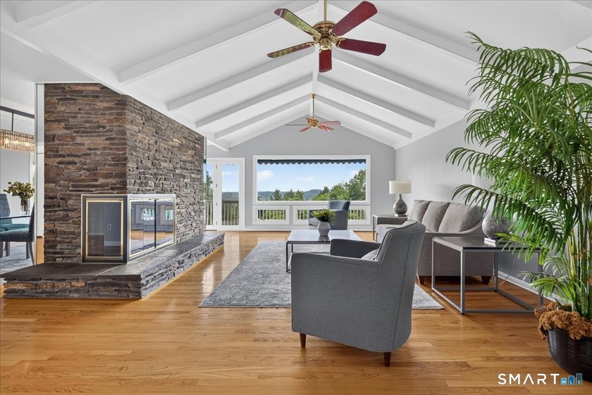 Two distinct homes. One extraordinary address. Both equal in - photo 4