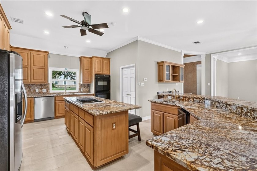 Truly a rare find! Perfectly located in the heart of prestigious - photo 8