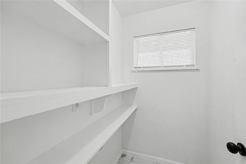 Welcome to 4329 Marie, where modern design meets timeless - photo 8