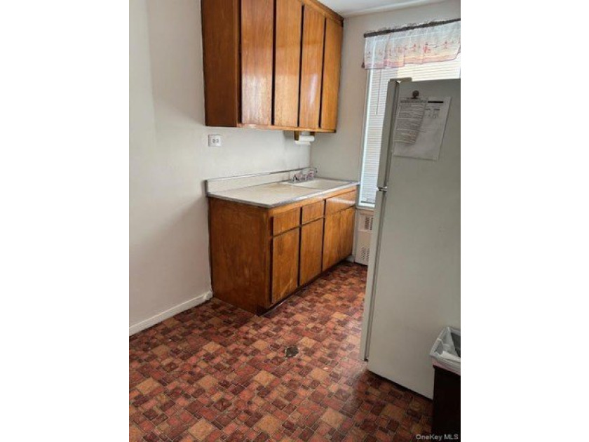 A Rare Find!! Spacious studio residence located in the - photo 13
