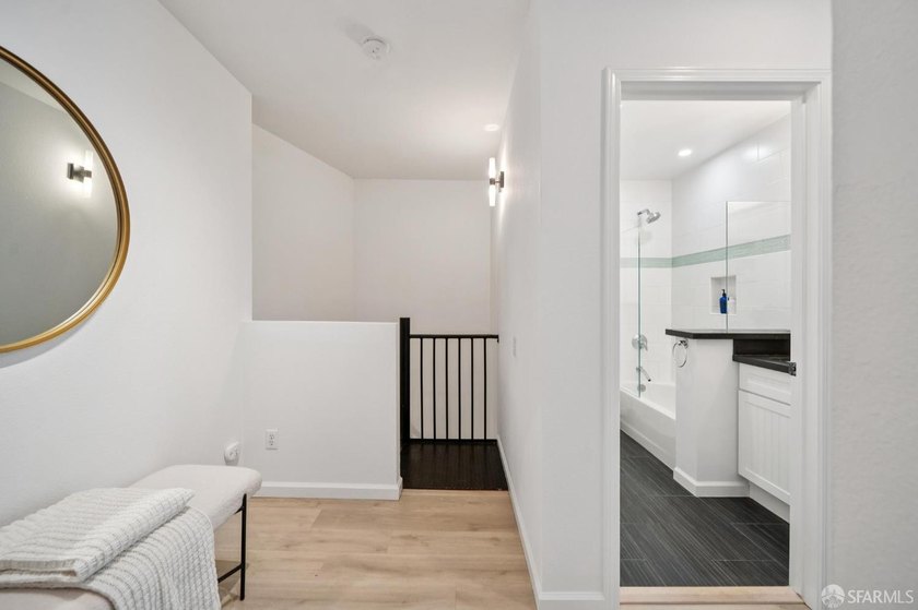Location, Light and Excellence! This updated two-story condo - photo 27