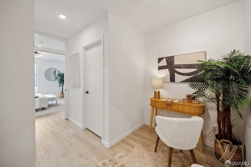 Location, Light and Excellence! This updated two-story condo - photo 28