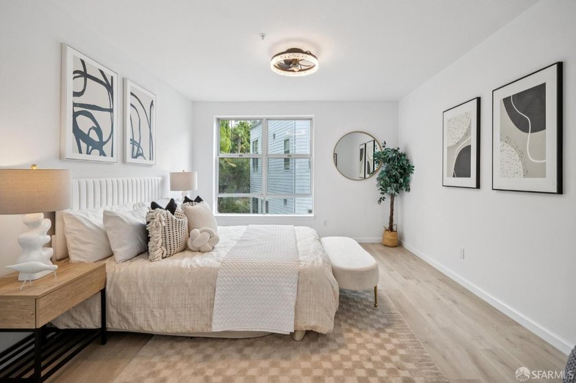 Location, Light and Excellence! This updated two-story condo - photo 33