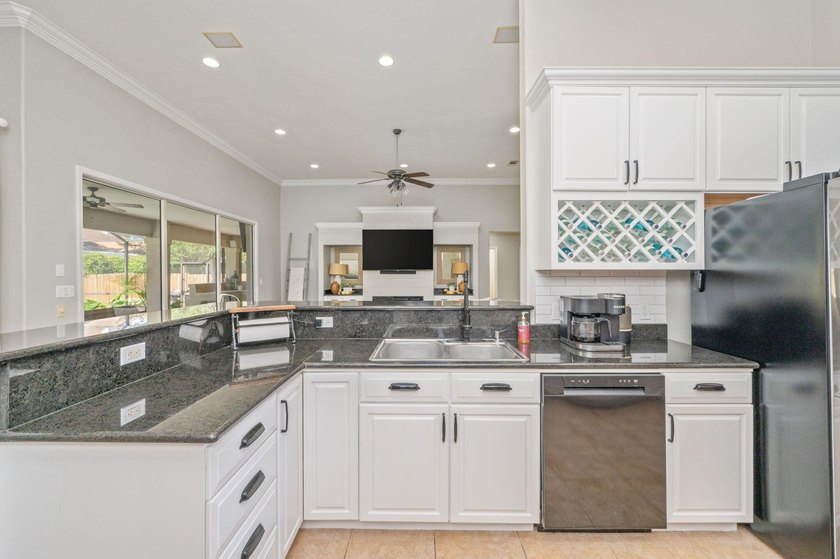 Coastal Living at Its Finest! Experience the best of coastal - photo 24