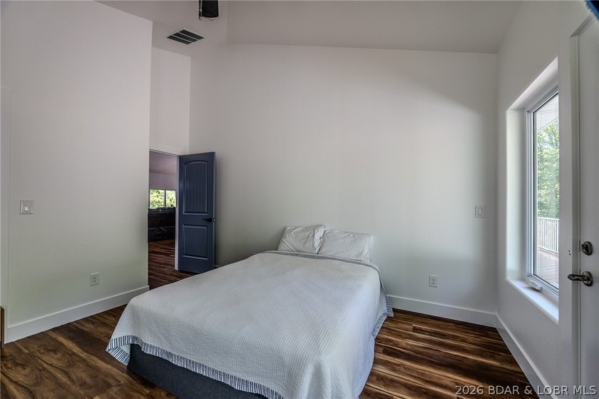 Executive rental home located within gated resort development - photo 14