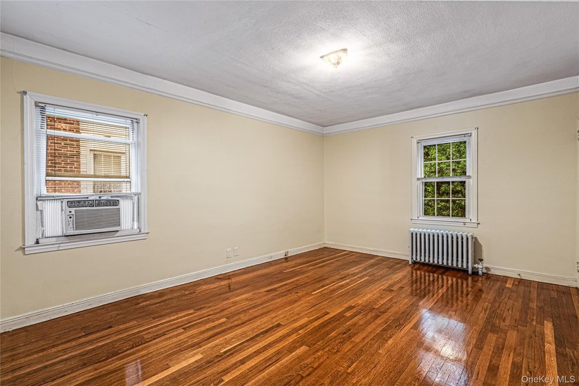 Welcome to this rare Bayside Hills opportunity! Situated on a - photo 16