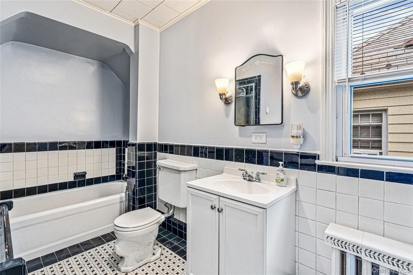 Welcome to this rare Bayside Hills opportunity! Situated on a - photo 21