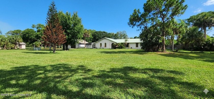 Rare Opportunity - 3 Bedroom, 2 Bath Home on 2.61 Acres. Looking - photo 3