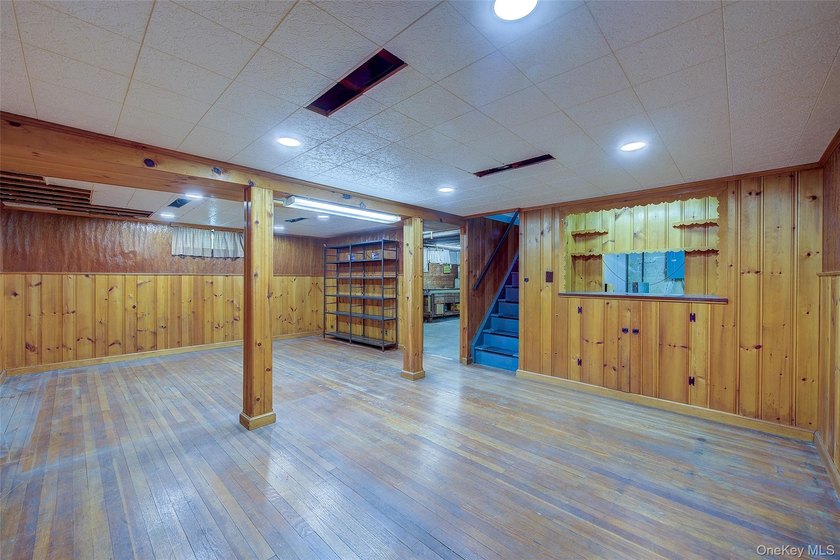 Welcome to this rare Bayside Hills opportunity! Situated on a - photo 26