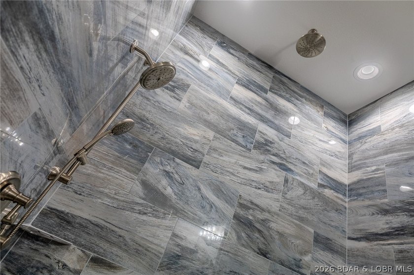 Executive rental home located within gated resort development - photo 32