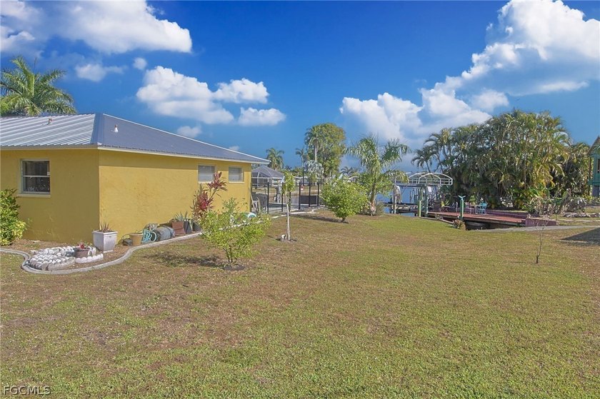 Enjoy stunning sunsets and serene canal views, with the - photo 45