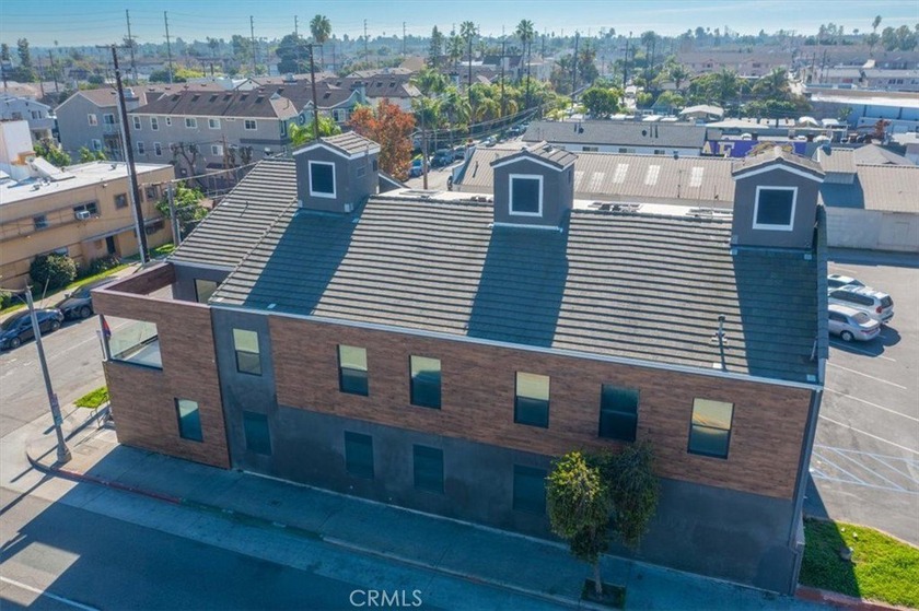 Welcome To 3444 E Anaheim St, A Spacious 5,900 Sq Ft Commercial - photo 6