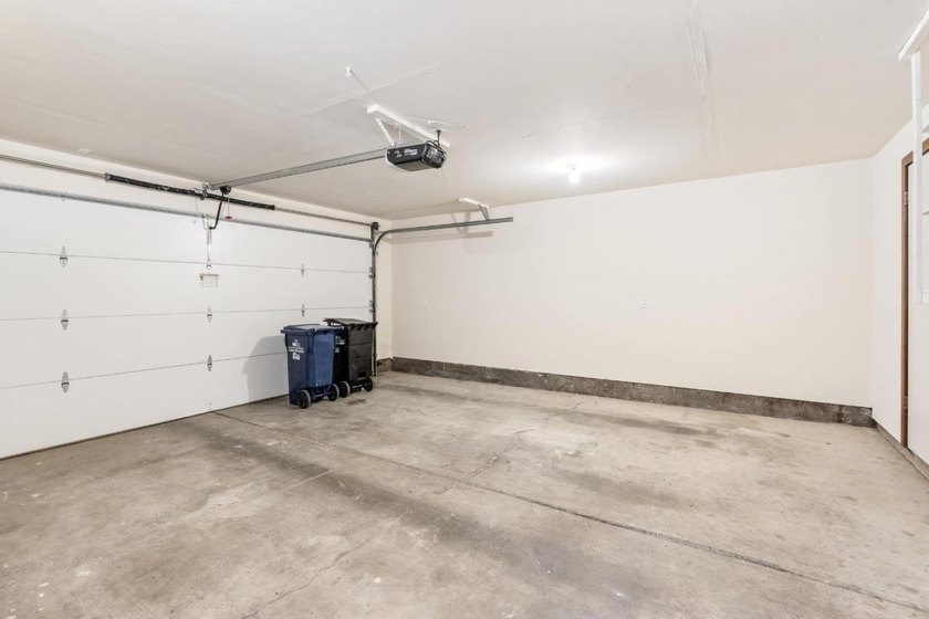Nestled at the end of a quiet cul-de-sac within the prestigious - photo 36
