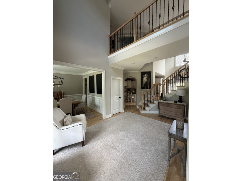 Meticulously maintained 5/4.5 bath Craftsman style home located - photo 3