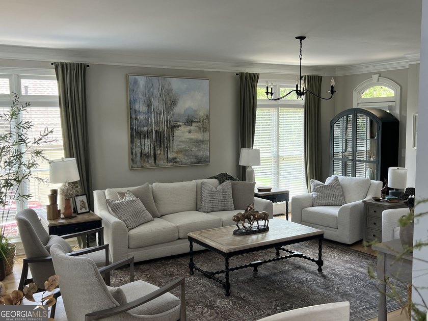 Meticulously maintained 5/4.5 bath Craftsman style home located - photo 5