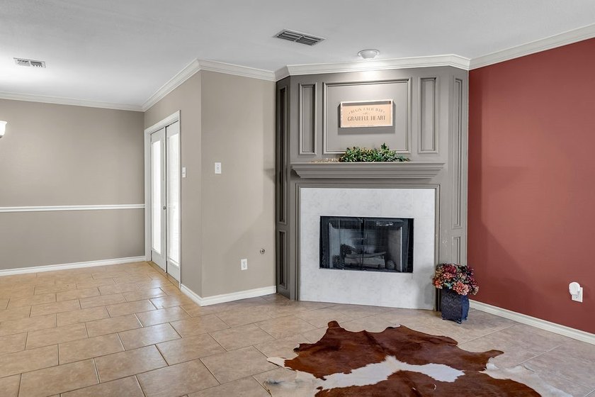 Charming Townhome in The Havens Welcome to this inviting - photo 6