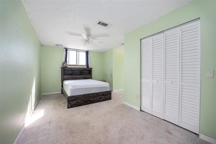 Five fenced acres. Nearly 5,000 square feet under roof. No HOA - photo 23