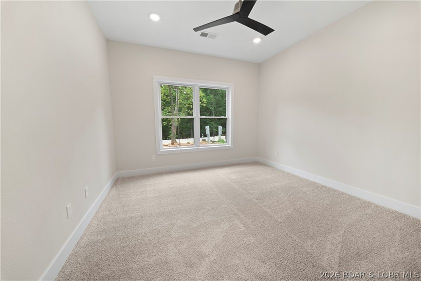 Welcome to this stunning brand-new modern construction home - photo 25