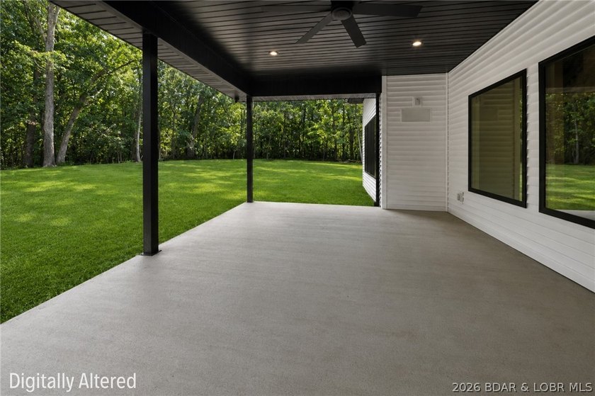 Welcome to this stunning brand-new modern construction home - photo 49