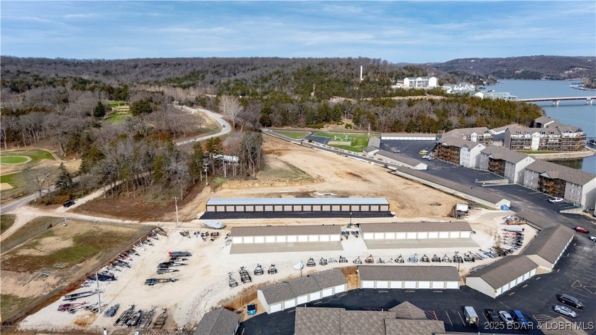 Now nearing completion, these brand-new cold storage garages - photo 4