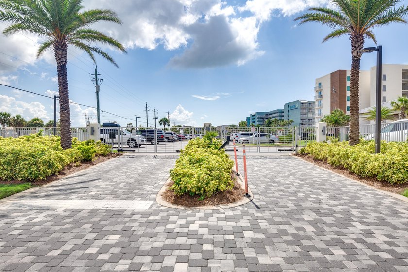 Luxury living at its best! 101 blu is a spacious, contemporary 2 - photo 30