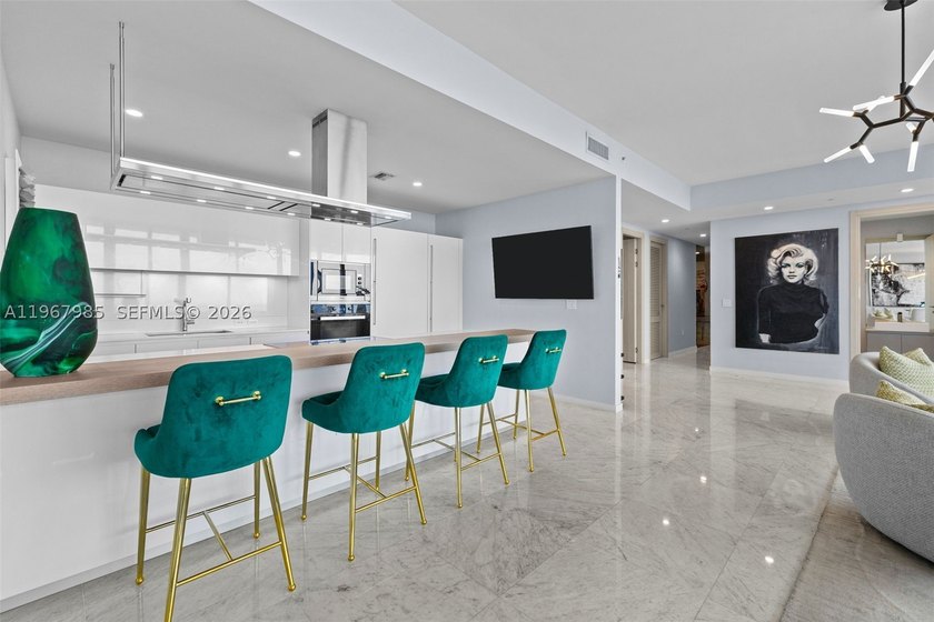 PH5304 at Flatiron Brickell is a rare trophy sky residence - photo 18