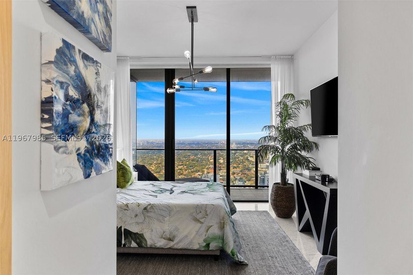 PH5304 at Flatiron Brickell is a rare trophy sky residence - photo 37