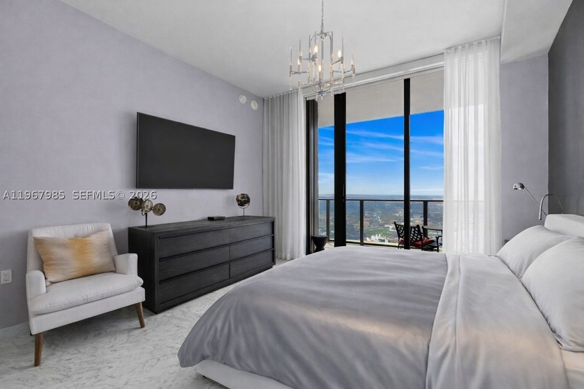 PH5304 at Flatiron Brickell is a rare trophy sky residence - photo 44