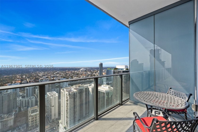 PH5304 at Flatiron Brickell is a rare trophy sky residence - photo 48