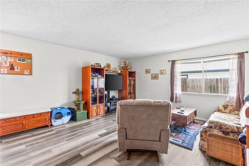 Opportunity awaits! You'll find this quaint duplex nestled away - photo 10