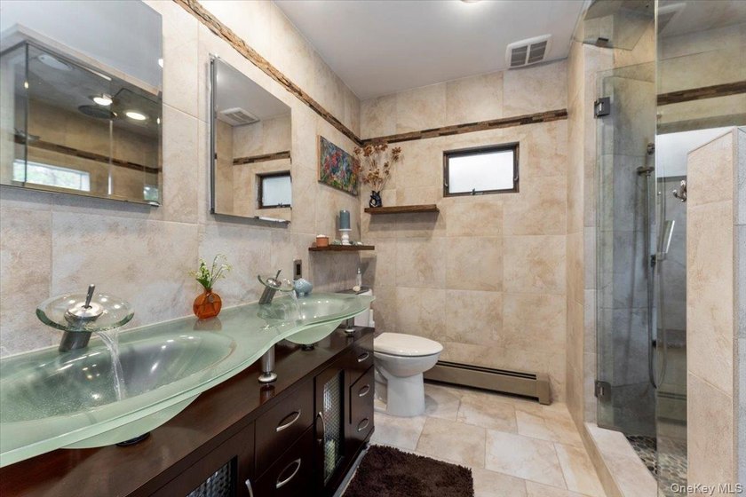 Welcome home to this Charming 3-Bedroom, 1.5-Bath Cape Cod with - photo 4
